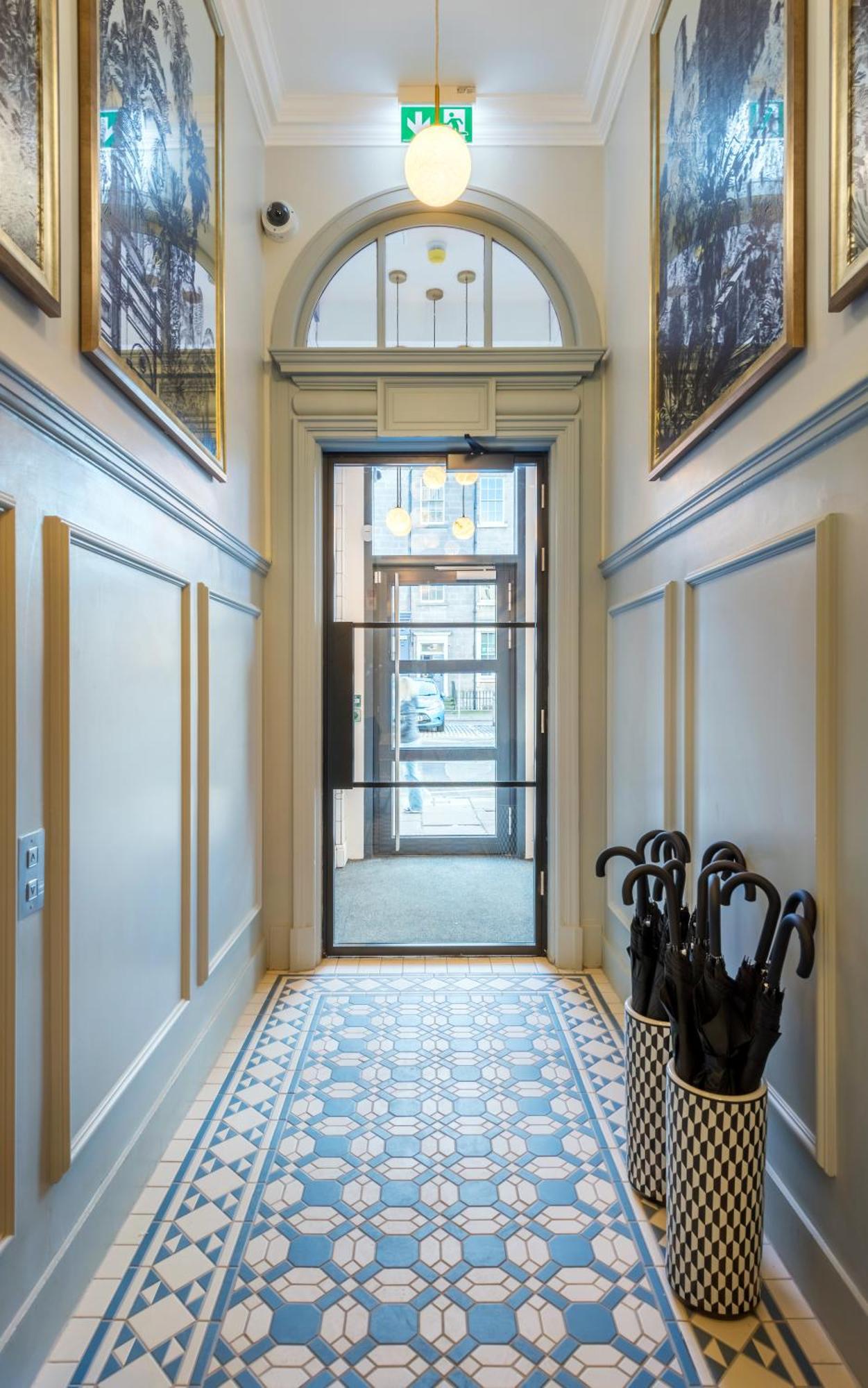 Righ Residences - George Street Единбург Екстериор снимка
