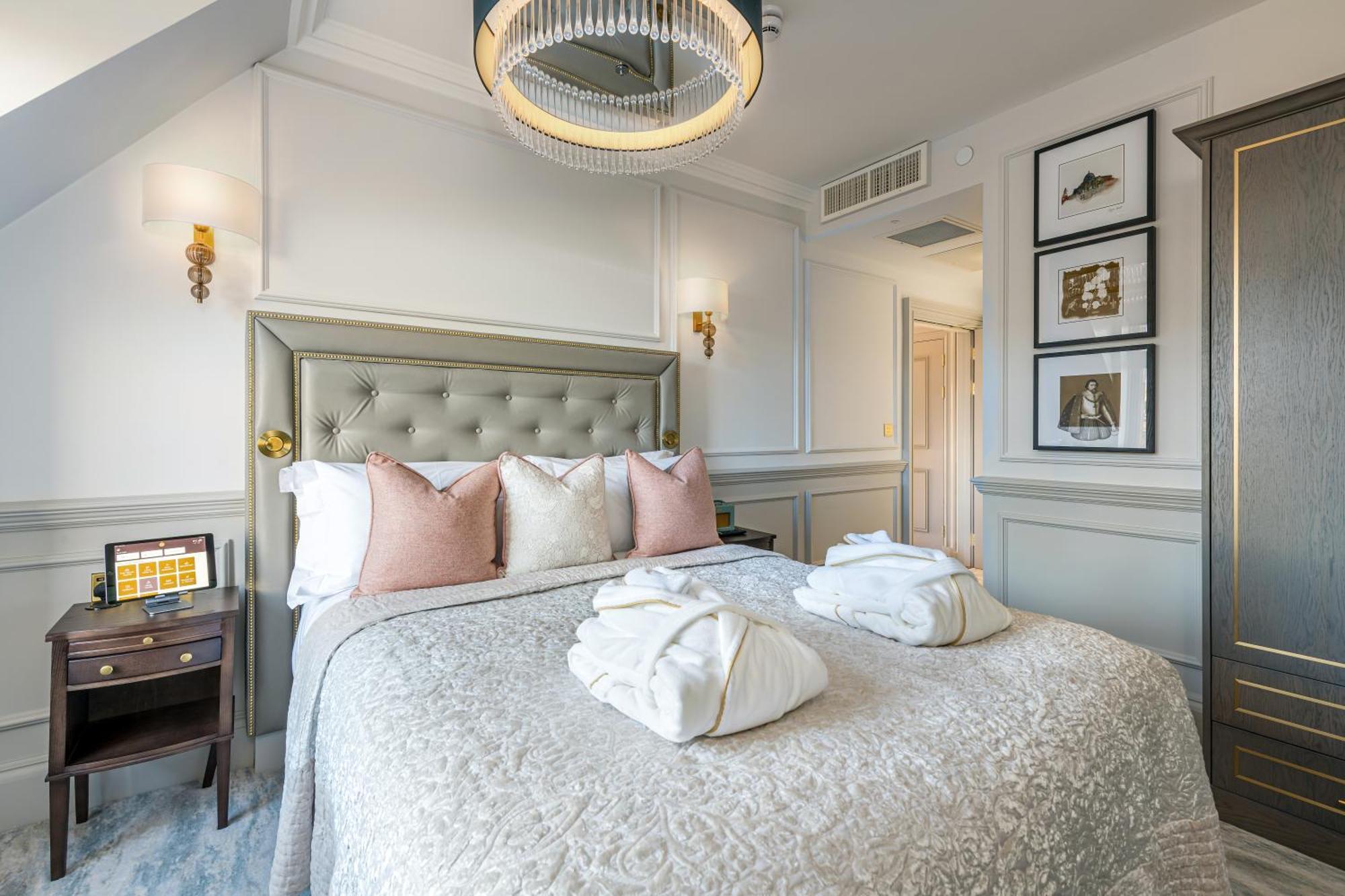 Righ Residences - George Street Единбург Екстериор снимка