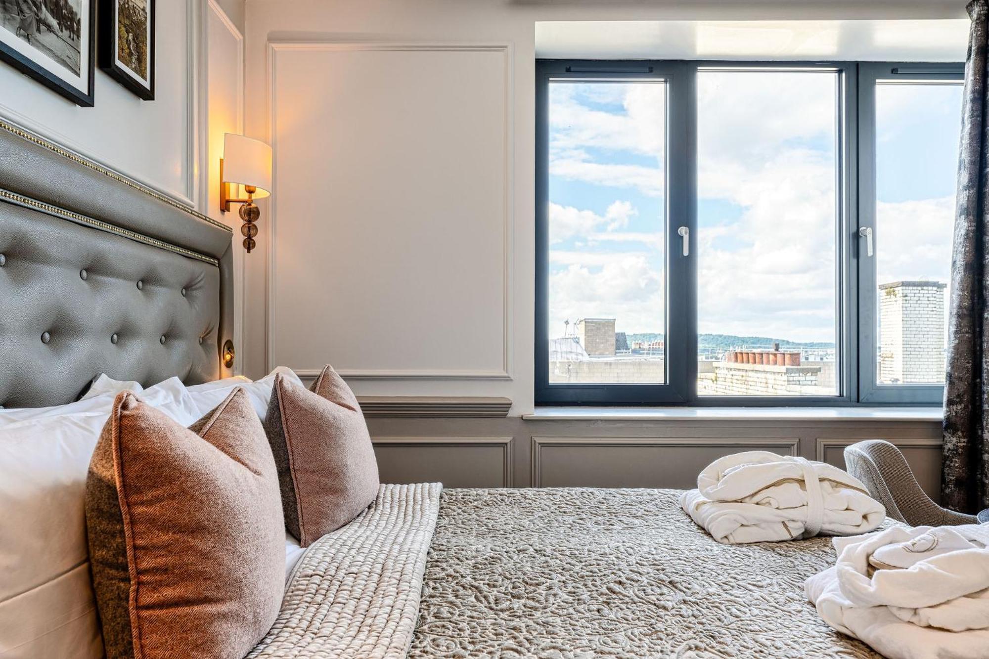 Righ Residences - George Street Единбург Екстериор снимка